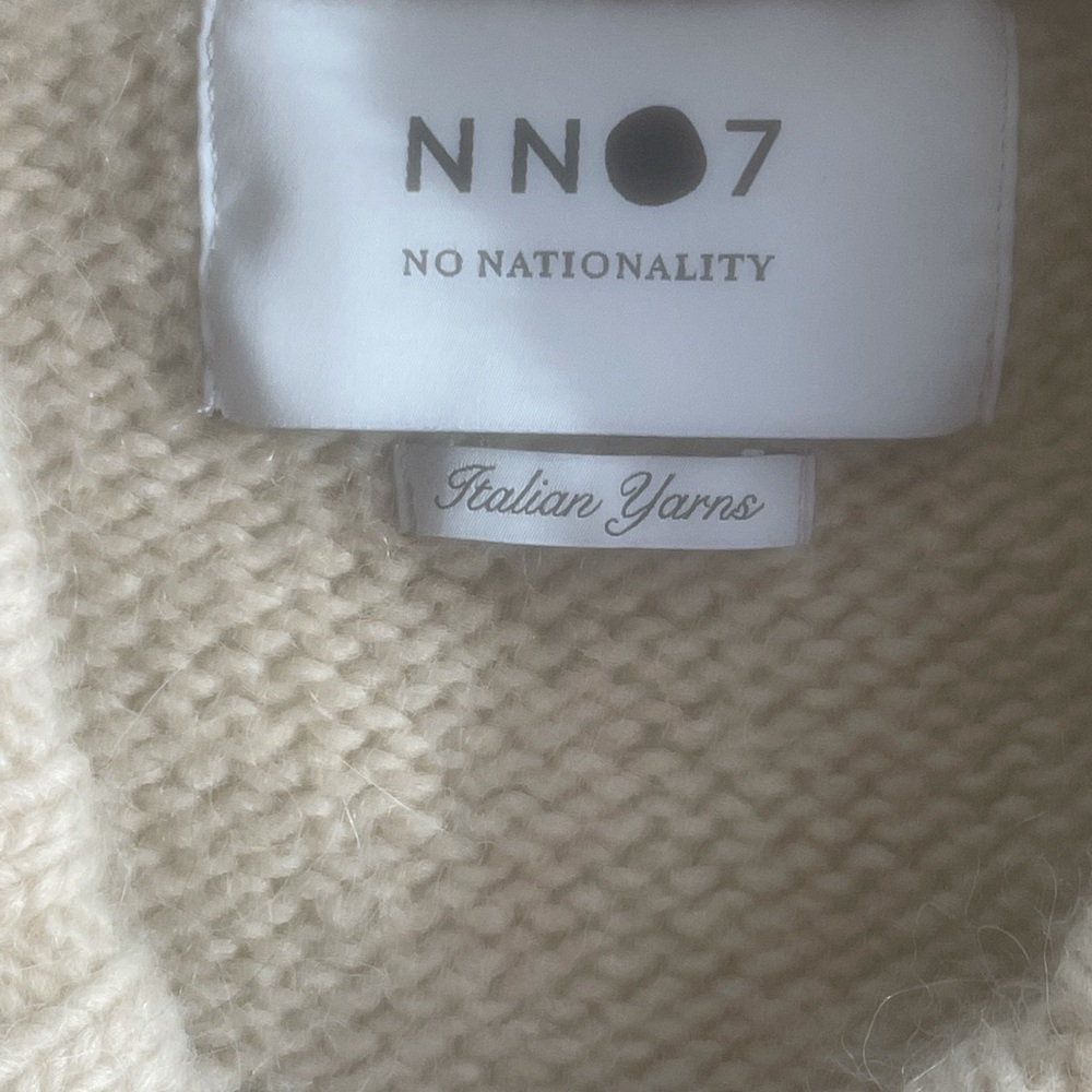 Italian yarn sweater - Picture 4 of 5